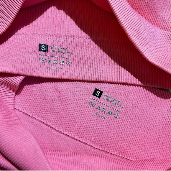 Pink Ribbed Workout Set - Picture 3 of 3